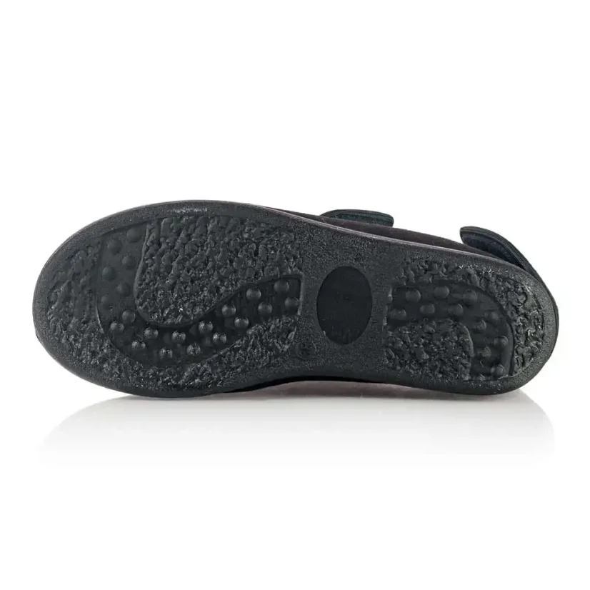 Pooperačná zateplená zdravotná obuv OrtoMed 8051 T44 čierna
