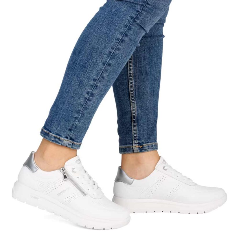 Dámske tenisky Remonte D2V03-80 biele