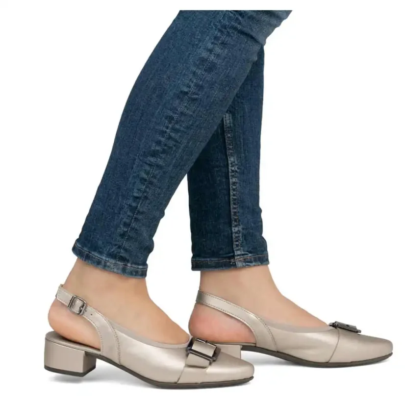 Dámske sandále Rieker 47064-90 platinum