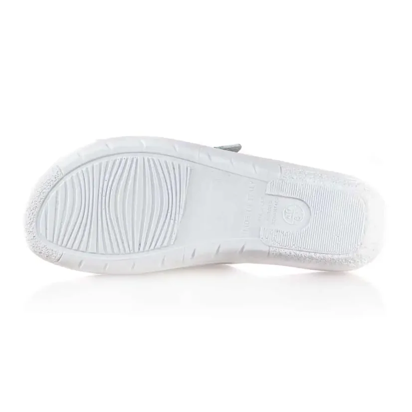 Dámske zdravotné šľapky MEDI LINE 8105-18 biele
