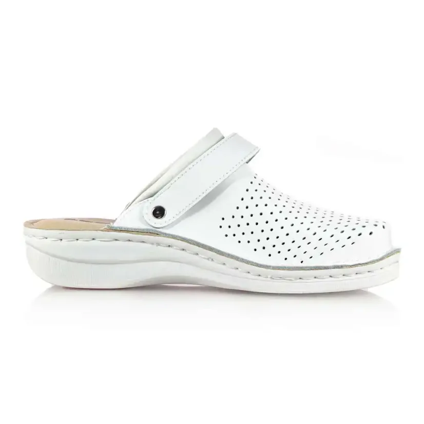 Dámske zdravotné šľapky Leon V202 biele