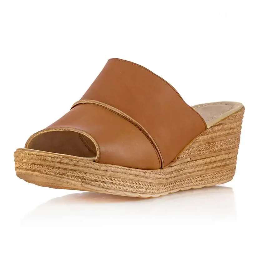 Dámske šľapky Gift Z531 hnedé